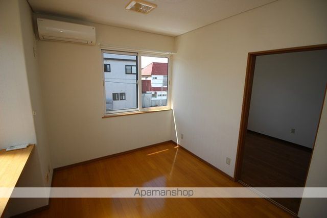 detached 青森県青森市金沢２丁目5-9

地図を見る