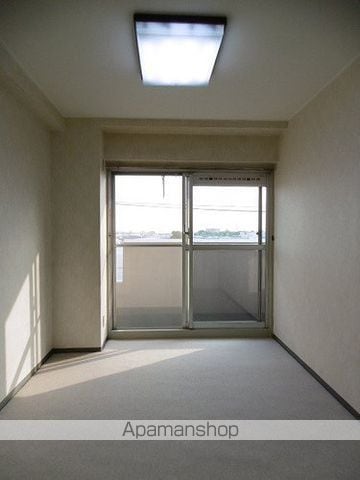 ライオンズマンション川口根岸台の内装写真