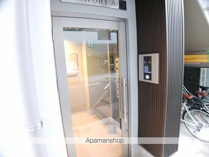 コンフォート　Ａ・Ｎ[1LDK/47.6m2]のエントランス