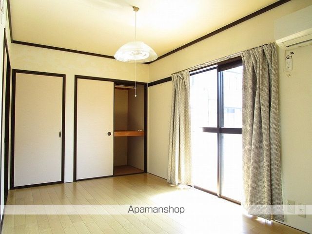 メゾントレビVIIの内装写真