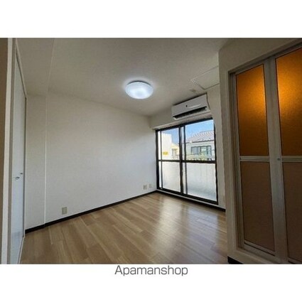 ウィンズベルⅡ[1R/13.85m2]のリビング・居間1