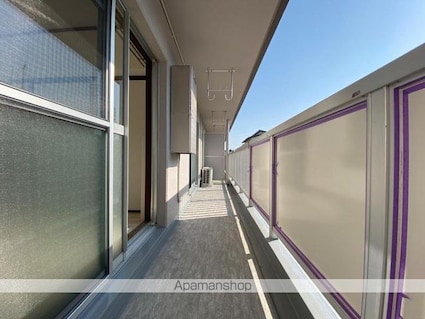 Ｋ’ｓＢ三条Ⅰ・Ⅱ[3LDK/79.2m2]のバルコニー