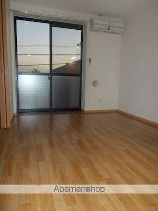 アムール・レジデンス[2DK/42.77m2]のリビング・居間