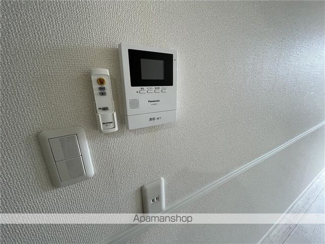 クリスタルハイツの内装写真
