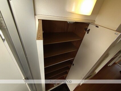 レオパレスイエルバ[1K/19.87m2]の収納