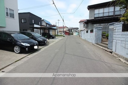 ボーヌ・ヴィラージュ[2DK/47.06m2]の周辺2