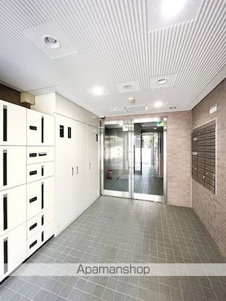 東京都中野区本町２丁目[1K/18.9m2]のエントランス1