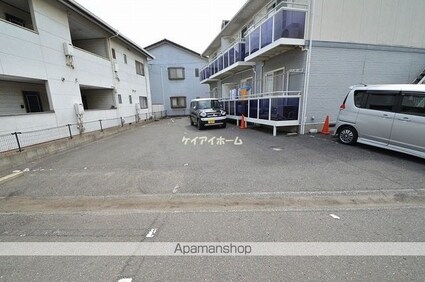 岡山県倉敷市四十瀬[1K/23m2]の駐車場2