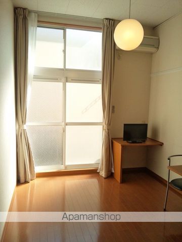 レオパレスクレストの内装写真
