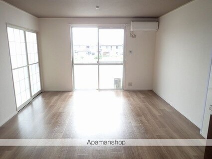 レークハイツ伊庭　ＩＩ[2LDK/54.52m2]のリビング・居間