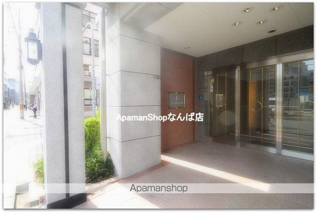 南堀江パ-クホ-ムズの玄関写真
