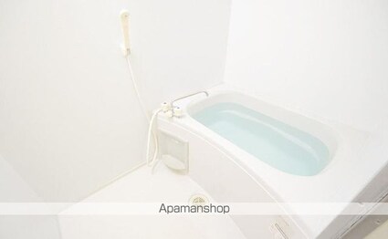 レオパレス新名[2DK/49.68m2]のバス