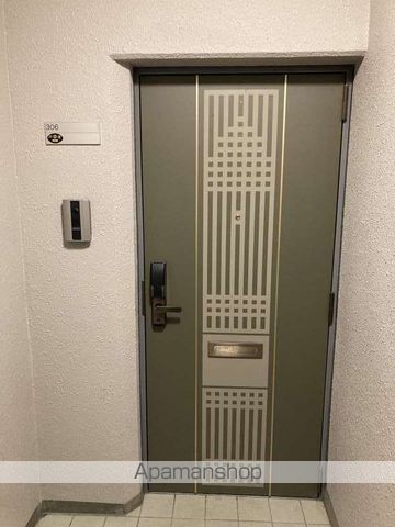 ダイアパレスロイヤルシティ東幸町西棟の玄関写真