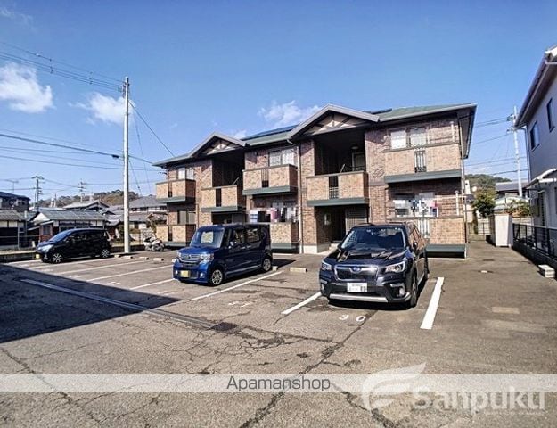 リビングタウン高岡 D棟の外観写真