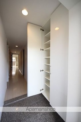 アルファステイツ城北御幸[3LDK/84.92m2]の玄関