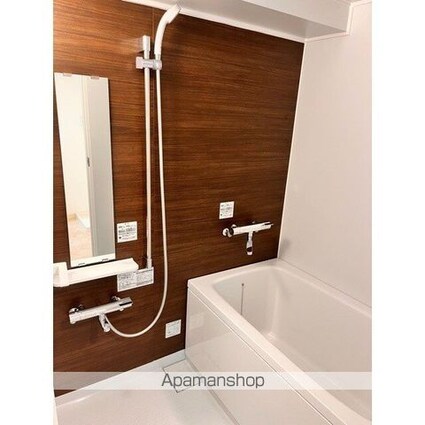 メゾン・ド・中目黒[1K/31.87m2]のバス