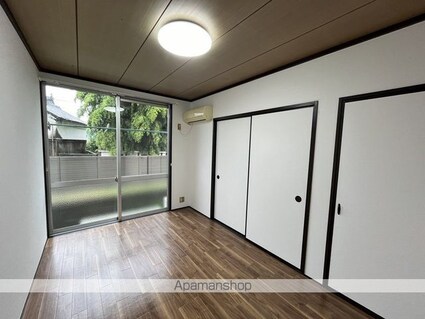 メゾンド田代　Ａ棟[2K/30.5m2]のリビング・居間