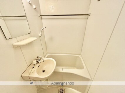 レオパレスＡｐｐｒｏａｃｈ２[1K/25.76m2]のバス1