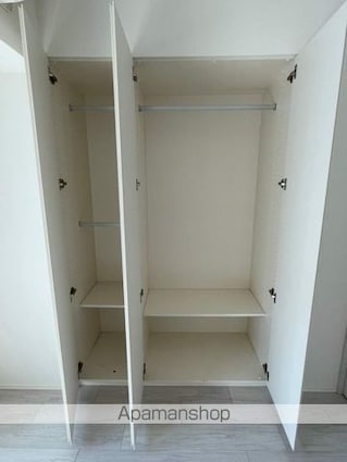 ザ・パークハビオ早稲田[1DK/33.44m2]の収納