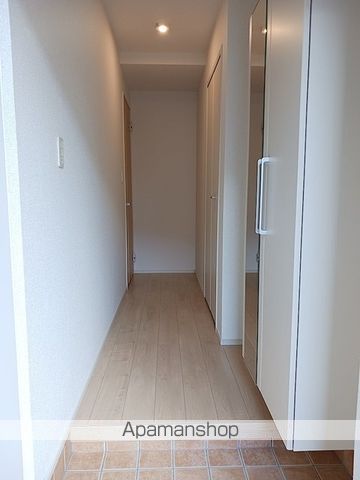 ラグーン IIの内装写真
