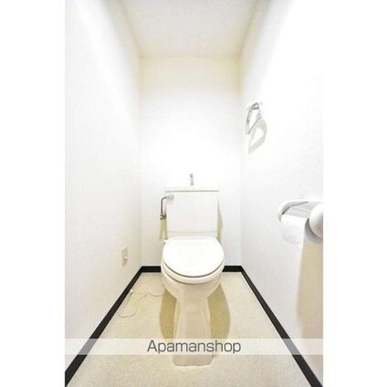 ＰＡＲＫ　ＳＱＵＡＲＥ　早稲田[3LDK/75.59m2]のトイレ