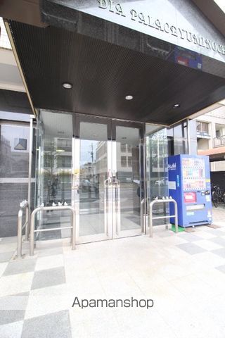 ダイアパレス弓之町の玄関写真