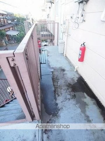 リヴレーヌ弐番館の玄関写真