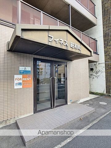 フィネス昭和町の玄関写真