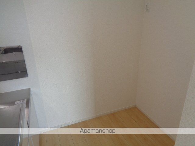 ツヴァイ中川の内装写真