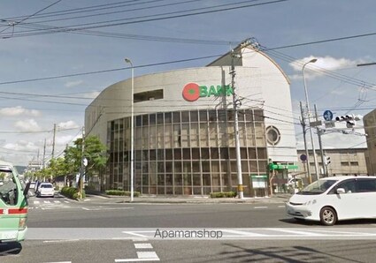 ホワイトローズ[1LDK/53m2]の周辺3