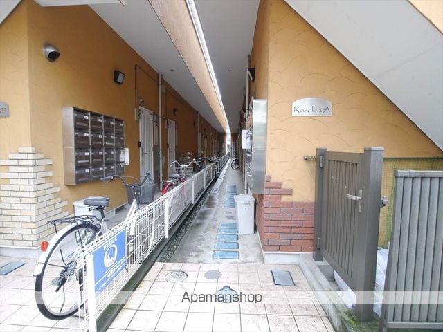 カサレアAの玄関写真