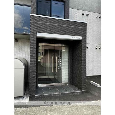 レンブラント西町の玄関写真