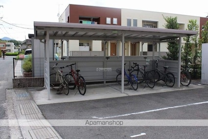 Ｐｅｅｒ　Ｍａｉｓｏｎ　Ⅱ[2LDK/61.52m2]の共用部1