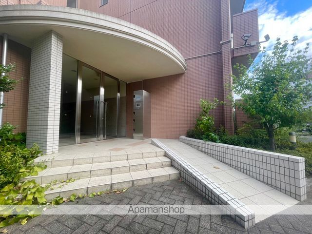 カーサ ベージュIIの玄関写真