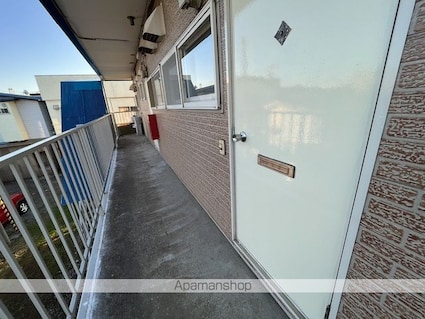 万代パレス[1LDK/33m2]のエントランス