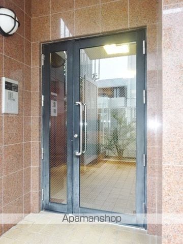 中央ハイツ元浜の玄関写真