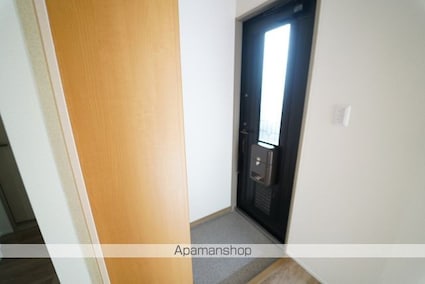 シェーンヴィラ　Ｂ棟[2LDK/55.44m2]の玄関