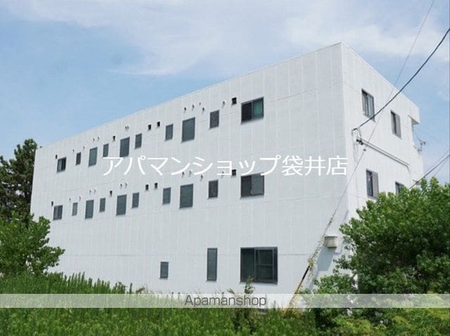 マヌハイツの外観写真