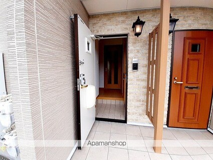 ジェルメもみじ[1LDK/45.65m2]の玄関