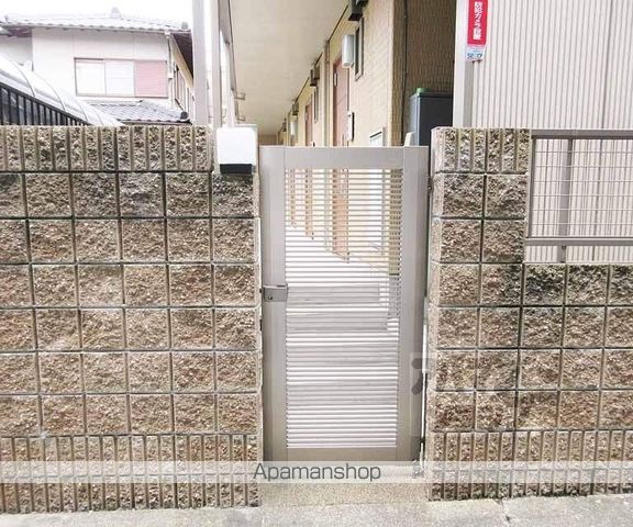 RESANA 山科の外観写真