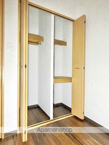 ハイエストキャッスルマンションの内装写真