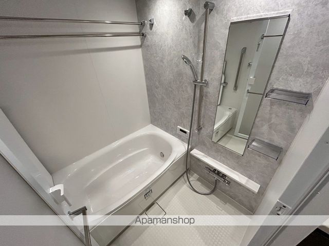 コンフォリア・リヴ博労町1丁目Qの内装写真