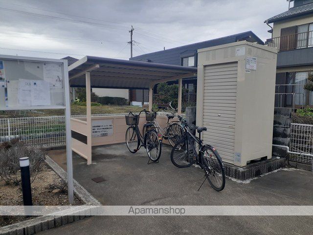 【羽島郡笠松町中野のアパートの写真】