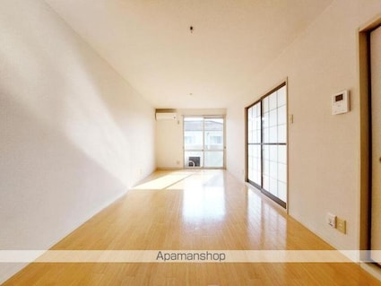 フレグランス高岡[2LDK/56.54m2]のリビング・居間1