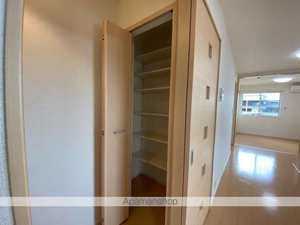 ミルト仏生山Ａ[1LDK/37.76m2]の収納