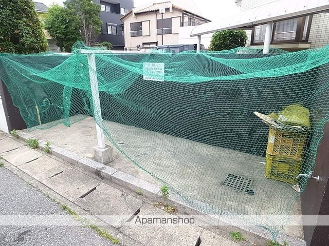 メゾンラポームIIの玄関写真