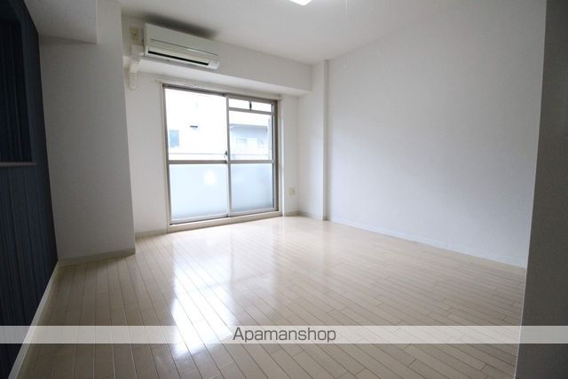 インベスト北梅田の内装写真