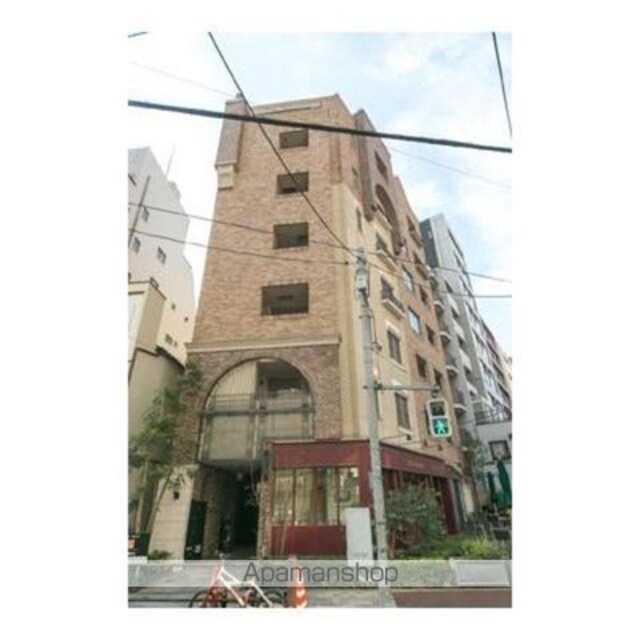 サン　デプレ麻布[1K/27.55m2]の外観1