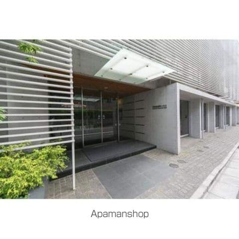 神楽坂南町ハウスの玄関写真