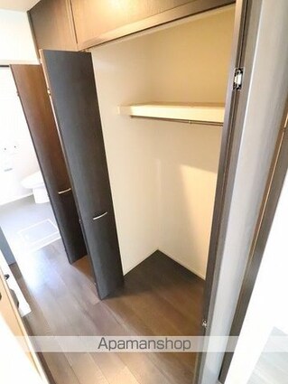 フォンターナ・ルチア[1R/35.96m2]の収納